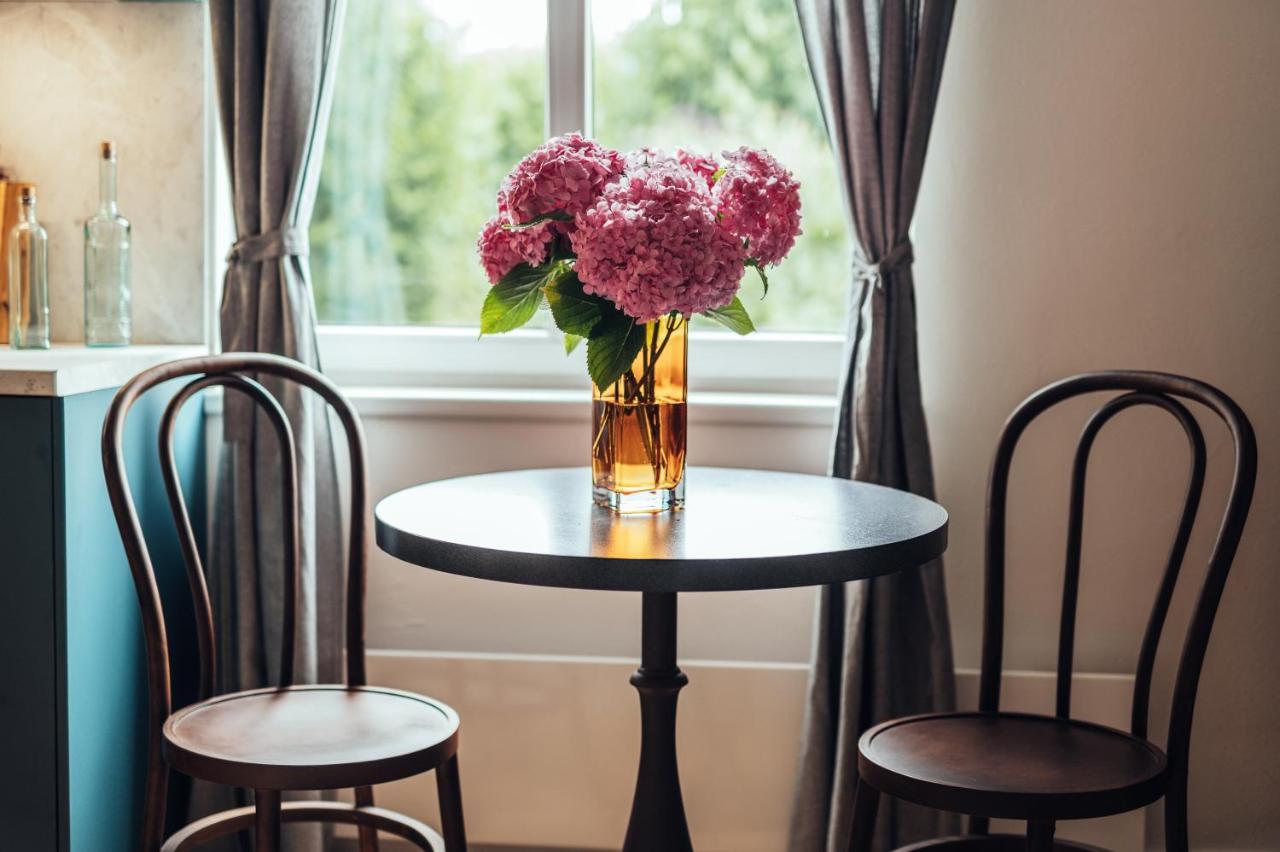 Olive Apartment Liepaja Luaran gambar