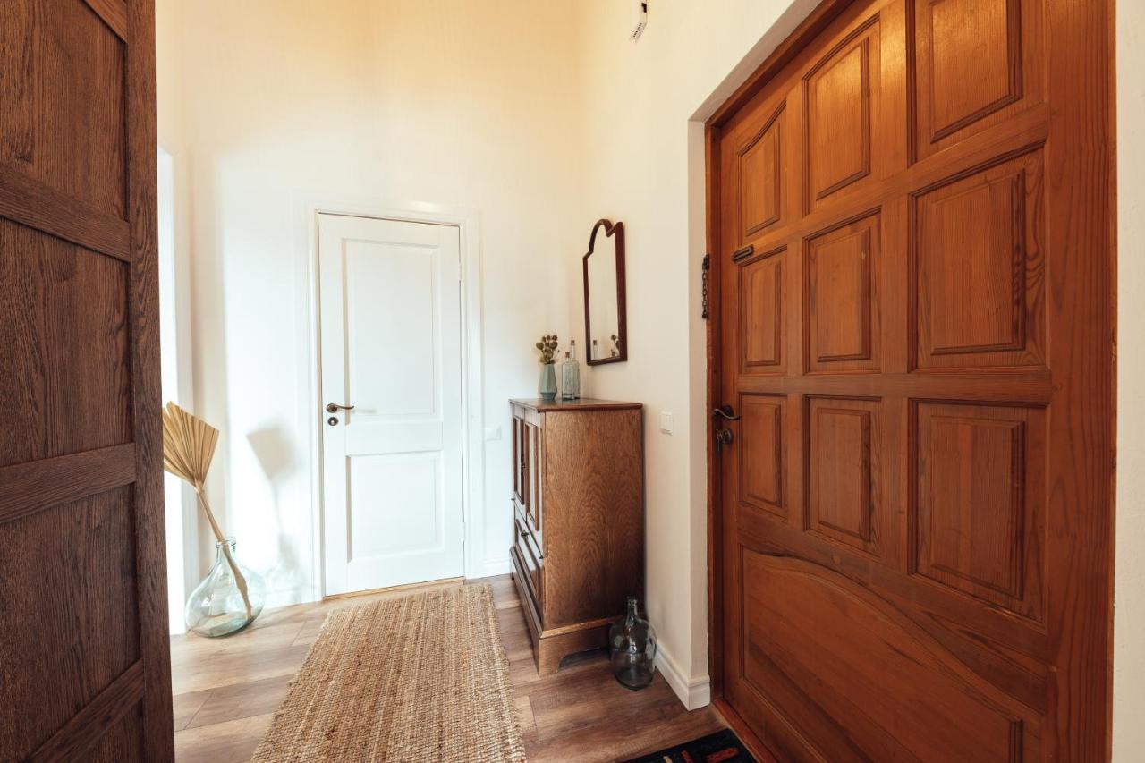 Olive Apartment Liepaja Luaran gambar